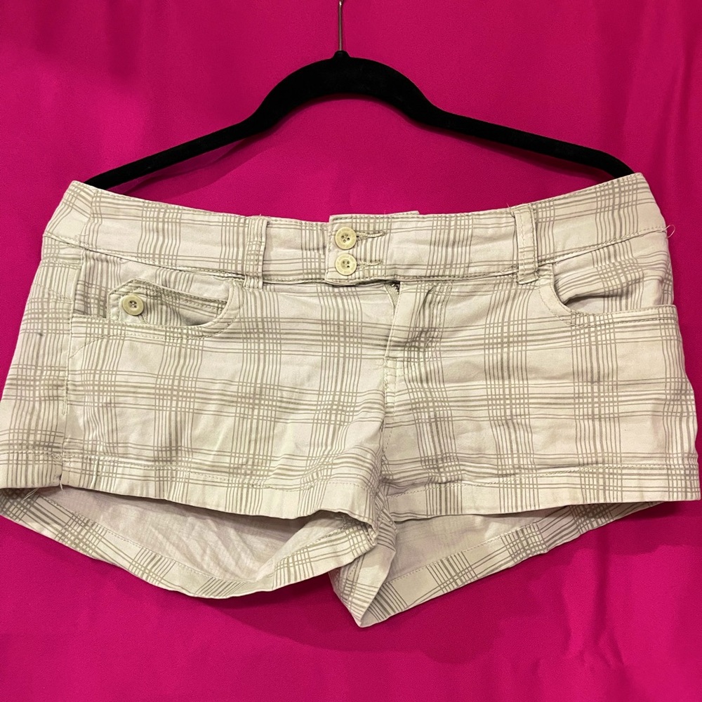 plaid low rise shorts